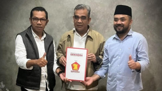 Beredar Foto Heli Suyanto Terima Rekom dari DPP Gerindra Ditemani Cak Nur