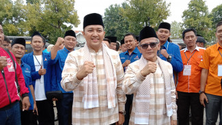 Daftar Ke KPU, Rusdi - Shobih Diantar Ribuan Simpatisannya