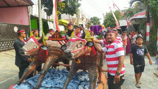 Bhineka Tunggal Ika, Karapan Sapi hingga Tokoh 5 Agama Meriahkan Karnaval HUT RI di Muharto Malang