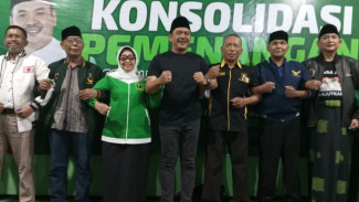 Tunggu Penetapan KPU Jombang, Mundjidah-Sumrambah Panasi Mesin Parpol