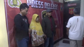 Pasutri Diamankan Polisi Karena Tertangkap Mencuri di Pasar Peterongan Jombang