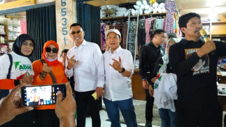 Jukir dan Pedagang Pasar Besar Nyatakan Dukungan ke Abah Anton