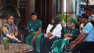 Luar Biasa! Pj Walkot Batu Berikan Bonus Belasan Juta Rupiah pada Atlet Peparnas