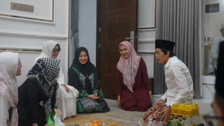 Gus Iqdam Doakan Mundjidah Wahab Jadi Bupati Jombang Lagi