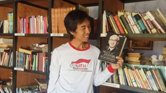 Eko Cahyono si Pembawa Cahaya Dari  Malang Untuk Membuka Jendela Dunia