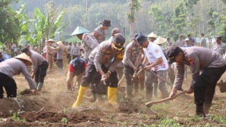 Kolaborasi Ubah Lahan Tidur Jadi Produktif untuk Program Ketahanan Pangan
