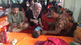 6 Hari Jombang Terendam Banjir, Warga di Pengungsian Mulai Terserang Penyakit