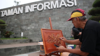 Cara Para Seniman di Jombang, Tunggu Waktu Berbuka Dengan Ngabuburit Asik