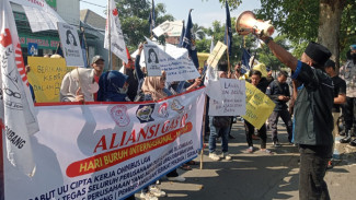 Buruh Anggap Jombang Surga Bagi Pengusaha Nakal saat Peringatan May Day