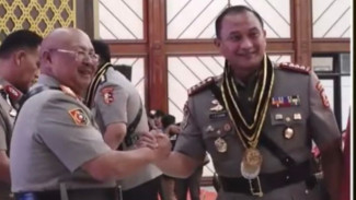 Kombes Yade S Ujung Raih Dua Penghargaan di Yudisium Sespimti Dikreg 34 2025