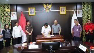 Cak Nur - Mas Heli Pastikan Warga Pra Sejahtera di Kota Batu Dapat Bantuan Hukum Gratis