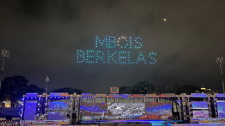 Ribuan Warga Lihat Pertunjukan Seni Saat Pembukaan Porprov 2025 di Kota Malang