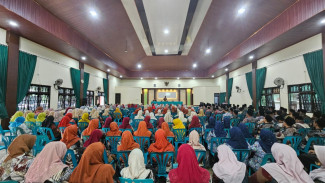 599 PPPK Kemenag Jombang Terima Buku Rekening, Gaji Dirapel Tiga Bulan