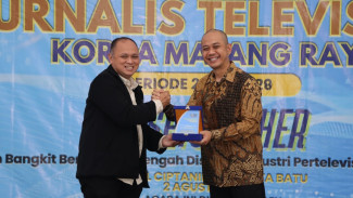 Dinilai Sosok Inspiratif, Kapolres Batu Diganjar Penghargaan dari IJTI Malang Raya