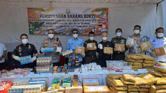 Kejari Kota Malang Musnahkan Barang Bukti, Salah Satunya 179 Kilogram Ganja