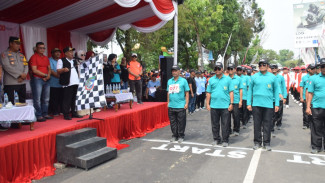 Gerak Jalan Rojo 2025 di Jombang, Ribuan Peserta Ikuti Start dari Ngoro