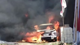 Mobil Xpander Meledak di Jombang, Pemilik Alami Luka Bakar Serius