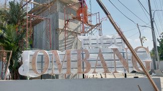 Proyek Tugu Jombang Senilai Rp1 Miliar Terlambat, Dinas PUPR Tegaskan Ada Denda Setiap Hari