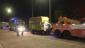 Kecelakaan di Tol Jombang, Dua Truk Saling Bertabrakan di KM 686