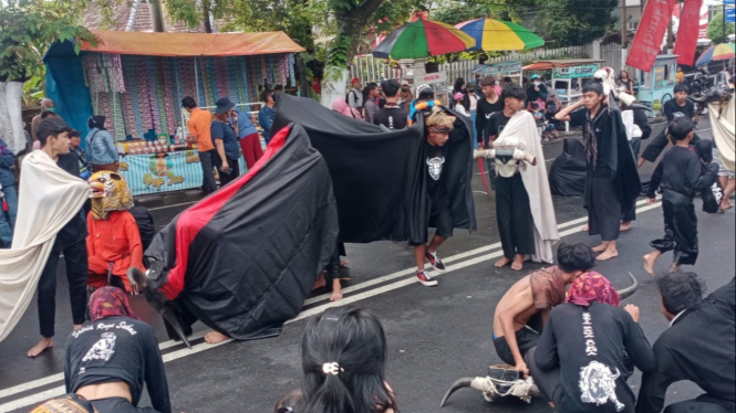 Karnaval seribu Banteng di Kota Batu