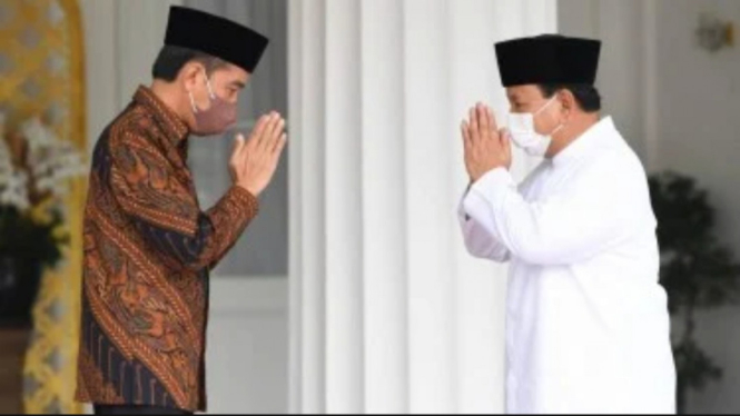 Jokowi Beri Sinyal, Restui Prabowo dan Ganjar di 2024