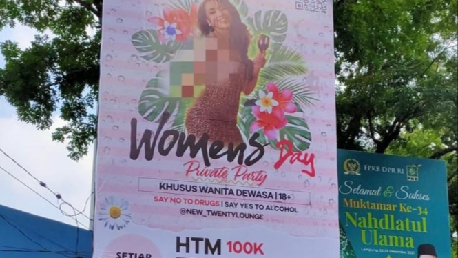 Reklame Pesta Miras Diturunkan Satpol PP Kota Malang