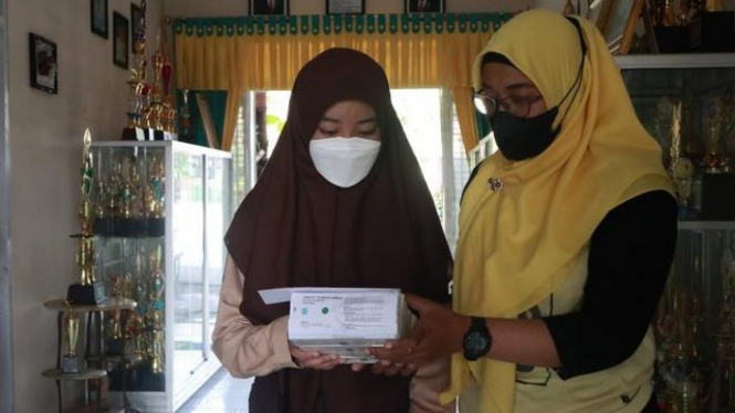 2.200 Siswi Kota Malang Terima Tablet Tambah Darah