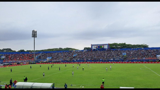 Laga Arema vs Persib di Stadion Kanjuruhan