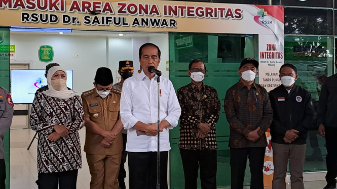 Jokowi Janji Usut Tragedi Kanjuruhan Sampai Tuntas