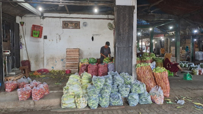 Pedagang Sayur di Pasar Induk Gadang Malang