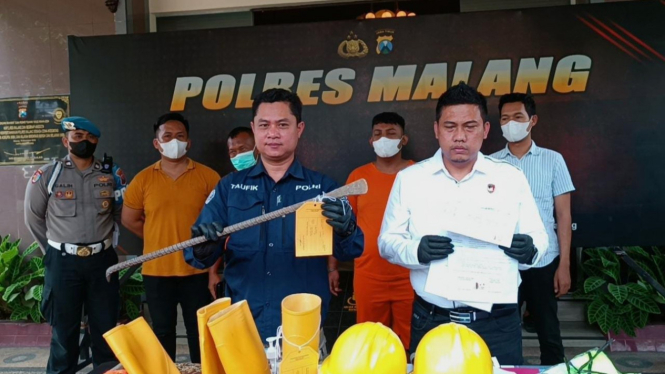 Polres Malang menangkap 2 pelaku pengerusakan Stadion Kanjuruhan