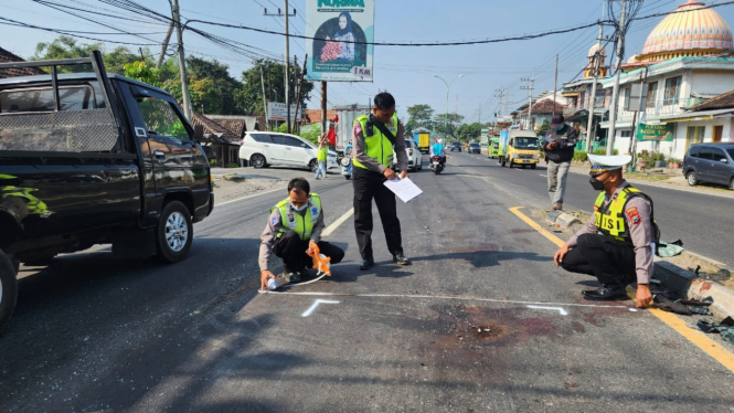 Kecelakaan beruntun di jalan raya Surabaya-Malang