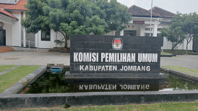 Kantor KPU Kabupaten Jombang.