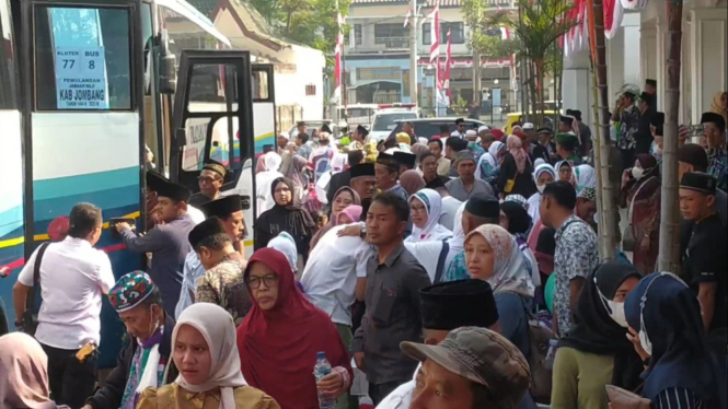 Kedatangan jemaah haji asal Jombang dari Makkah.