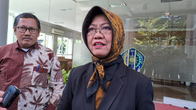 Peneliti Ahli Utama BRIN, Prof Siti Zuhro.