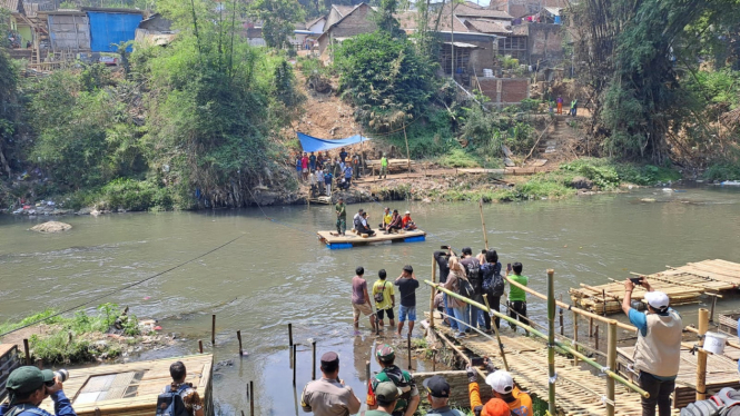 Pj Wali Kota Malang mencoba perahu rakit
