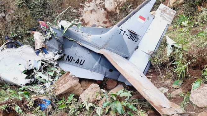 Pesawat tempur jenis Super Tucano milik TNI Angkatan Udara jatuh.