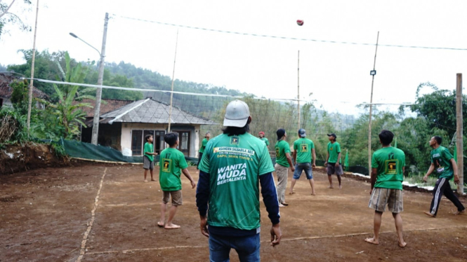 Turnamen voli yang diadakan oleh Relawan Asandra di Kota Batu