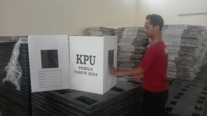 Kotak suara KPU Jombang