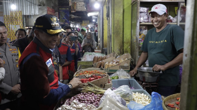 Pj Wali Kota Malang, Wahyu Hidayat di pasar besar