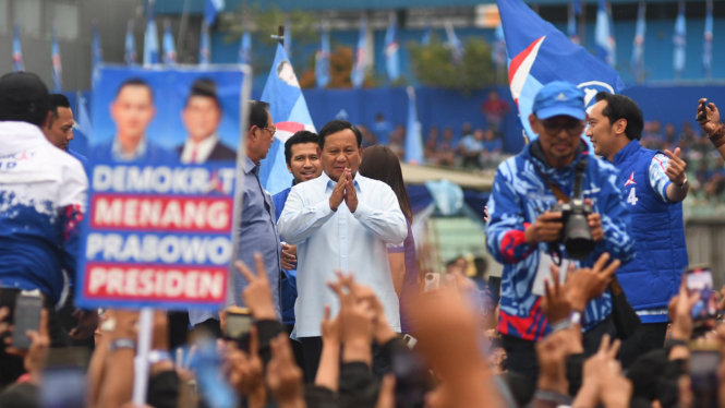 Prabowo Subianto dalam Kampanye akbar Partai Demokrat di Malang