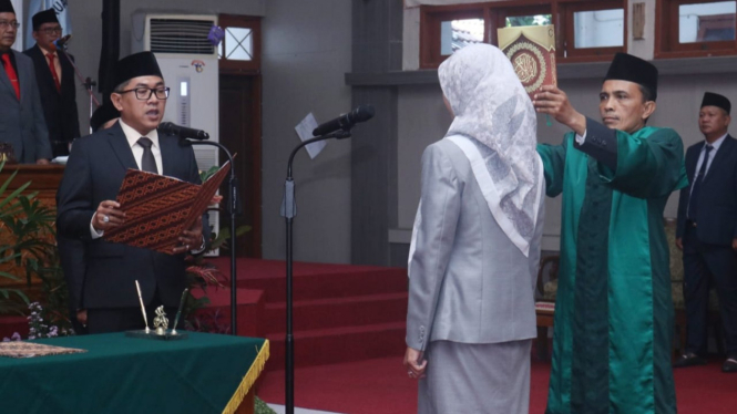 Rapat Paripurna PAW Anggota DPRD Kota Pasuruan