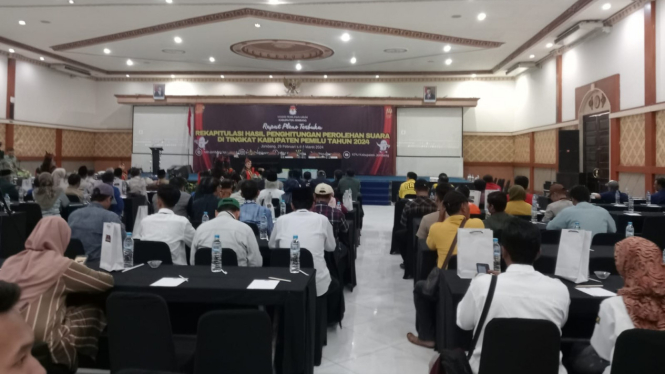 Rapat pleno terbuka perhitungan suara Pemilu 2024 Jombang