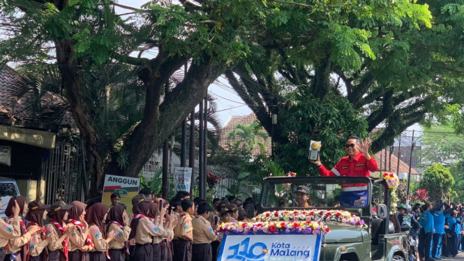 Pj Wali Kota Malang, Wahyu Hidayat bawa Piala Adipura keliling kota