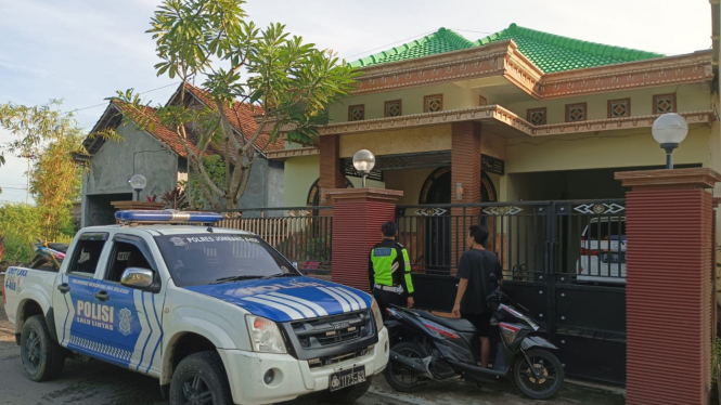 Polisi datangi rumah Nur Dwi Pamuji korban laka lantas.