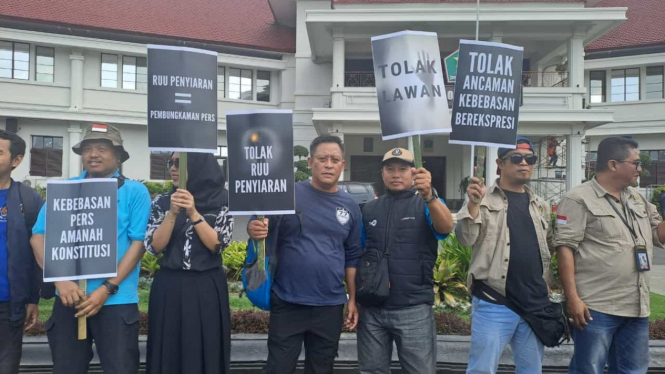 Demo tolak RUU Penyiaran di Kota Malang