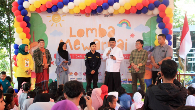 Wali Kota Pasuruan Gus Ipul membuka lomba menggambar tingkat SD