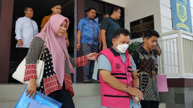 Mantan Kepala BPKAD Kabupaten Pasuruan dibawa ke rutan