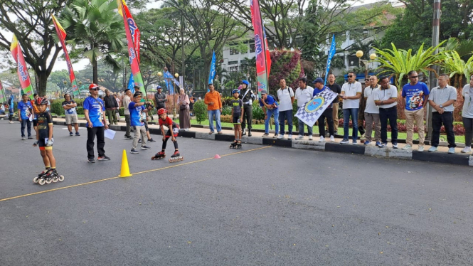 Pj Wali Kota Malang Wahyu Hidayat membuka ajang Ngalam Roller Sport