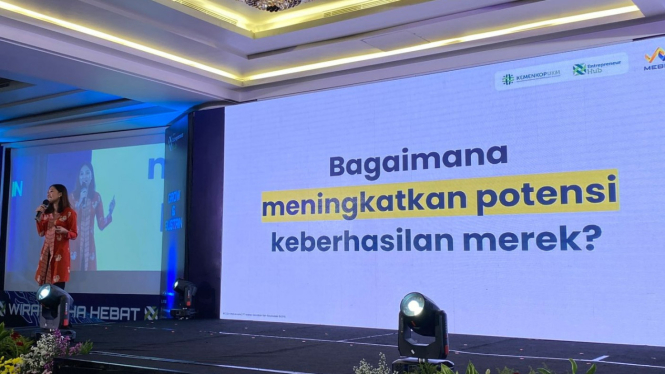 CEO Mebiso, Hesti Rosa saat memberikan paparan tentang merek